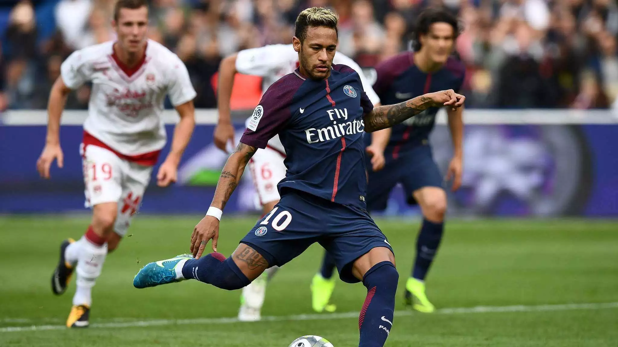 2025中超犯规榜：费利佩60次第一，马莱莱、内内58次并列第二