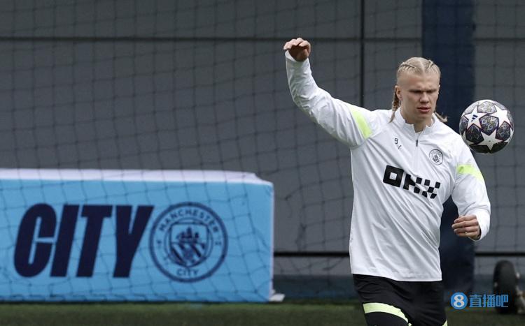 巴萨官方：特尔施特根已获医疗许可，入选对阵法兰克福大名单